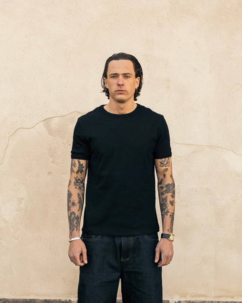 Black Fitted T-shirt